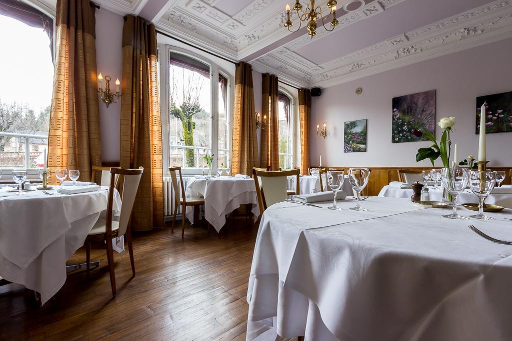 Logis Hotel Regina Ла Бурбул Екстериор снимка